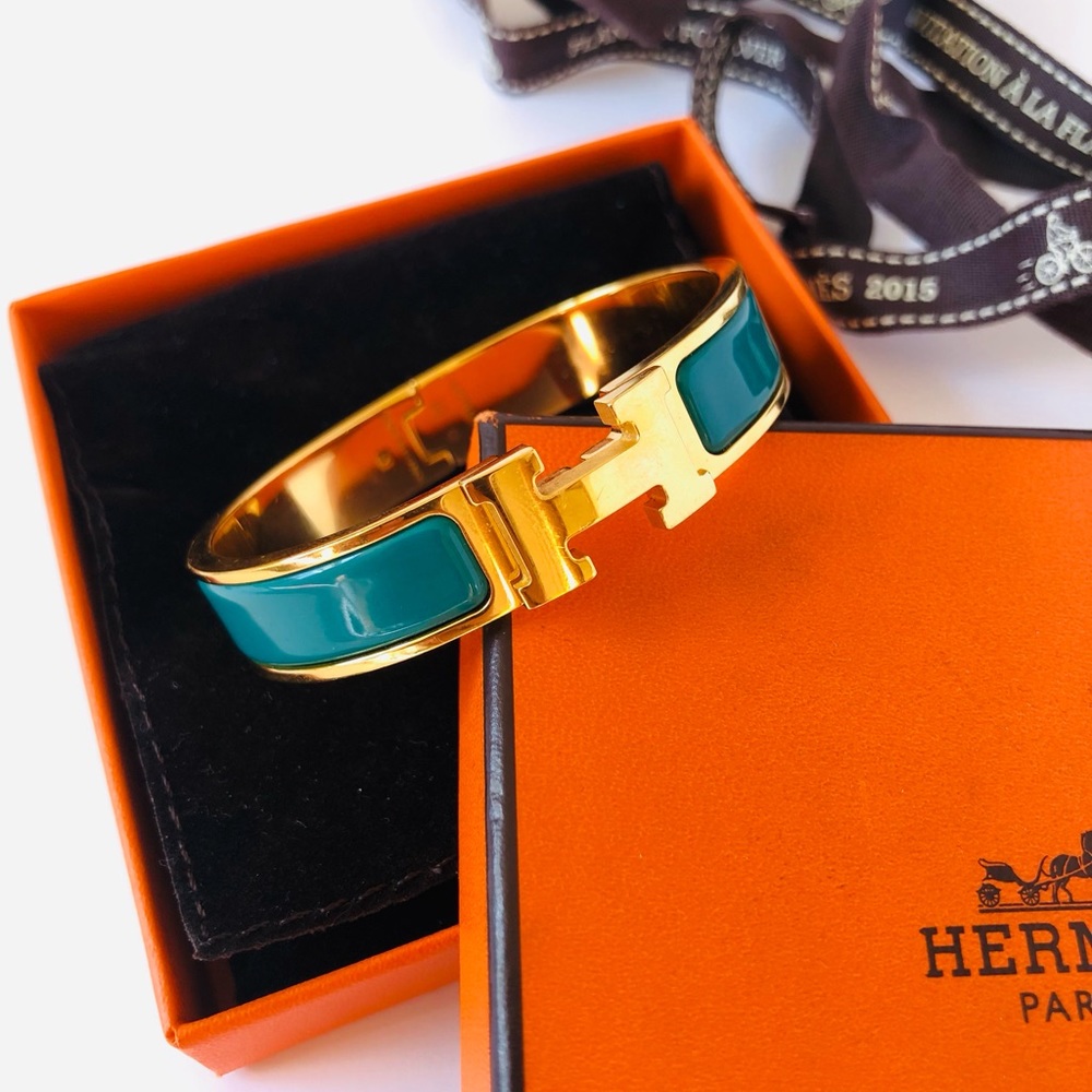 Hermes Clic Clac H Bracelet in Green/Gold plated